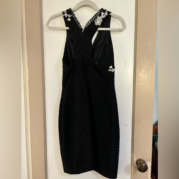 Stunning vintage Nicole Miller 8 dress - Picture 6 of 7